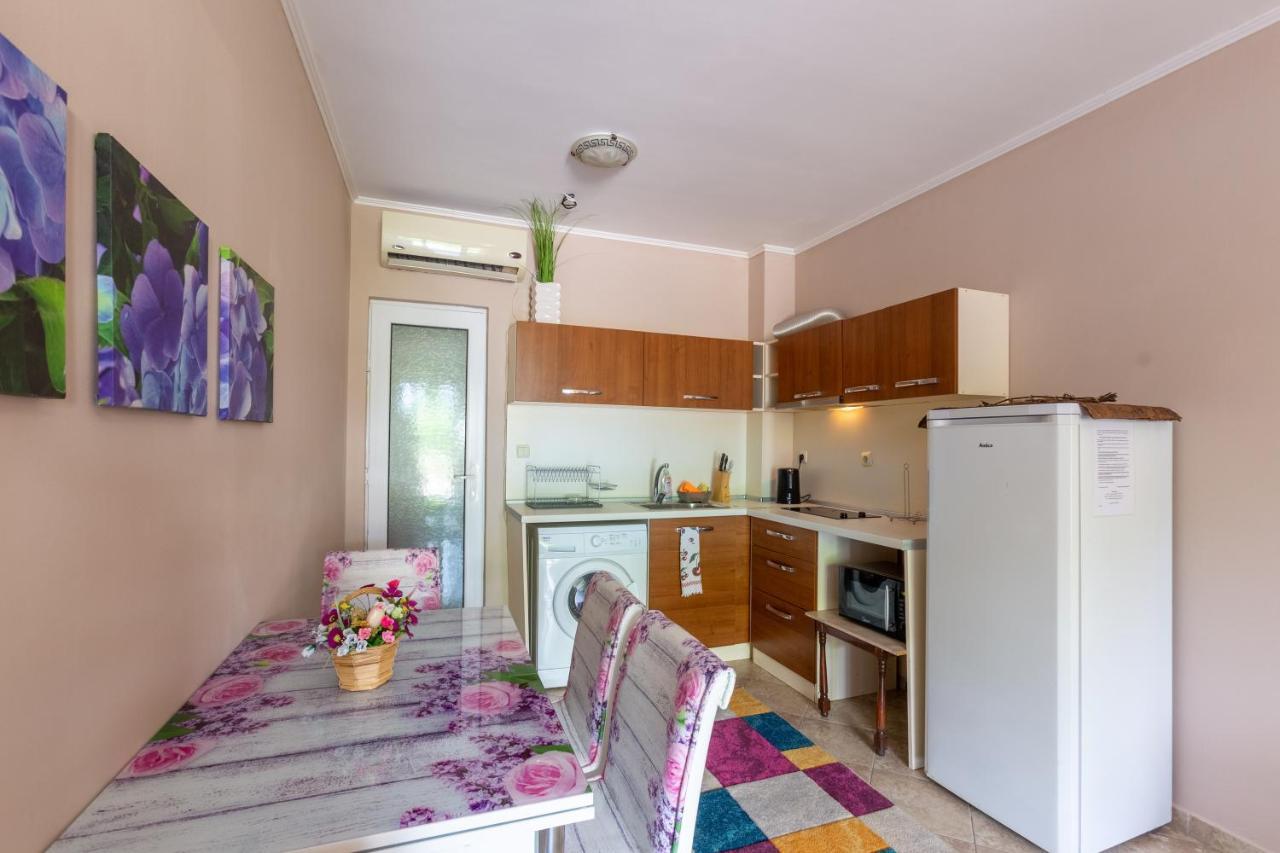 Апартаменты Aparthouse Paradise Bay Созополь Экстерьер фото