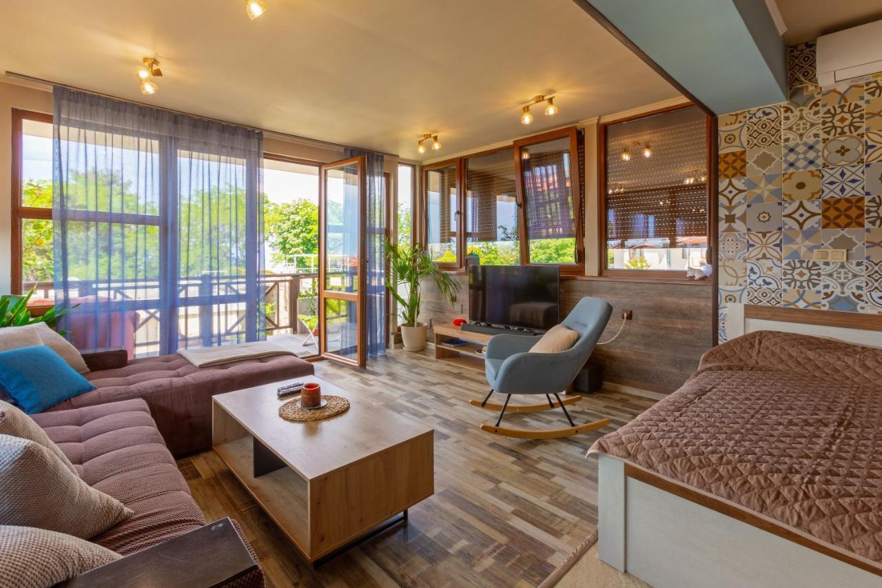 Апартаменты Aparthouse Paradise Bay Созополь Экстерьер фото