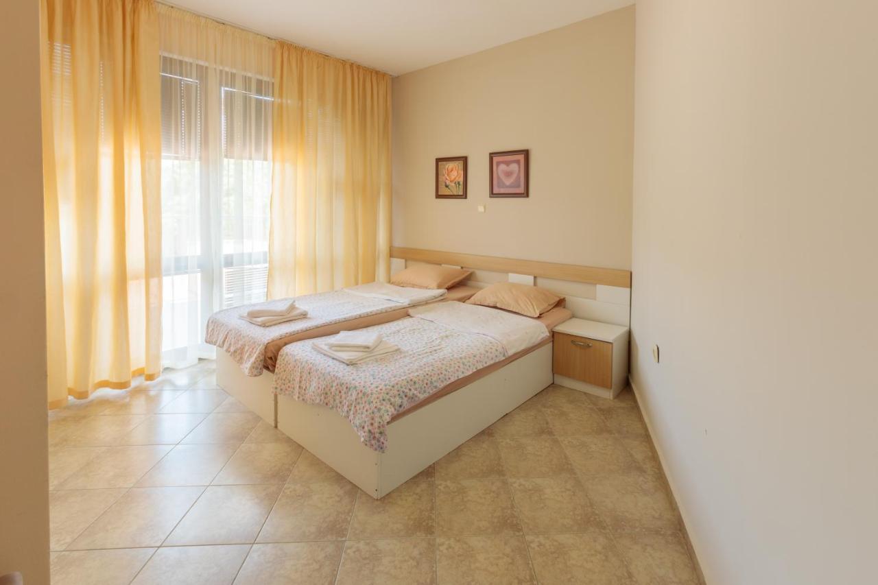 Апартаменты Aparthouse Paradise Bay Созополь Экстерьер фото